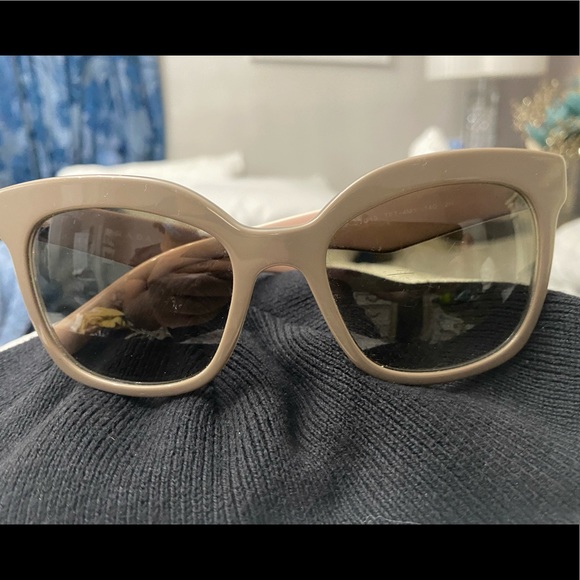 Prada Sunglasses - Picture 5 of 5